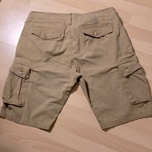 Cargo shorts khakitanWearfirst Trans Coast USA , waist 38. 
great condition